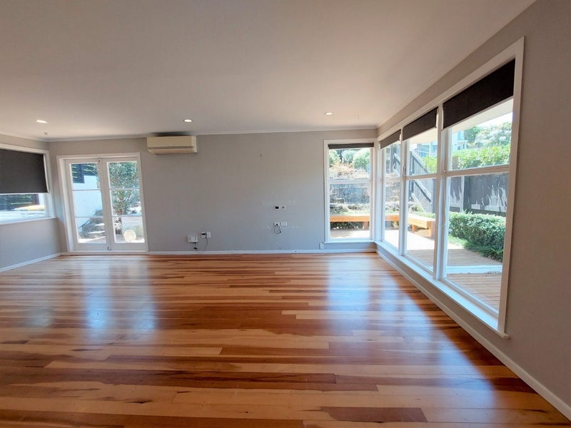 15 City View Terrace, Birkenhead, Auckland - Carousel 2
