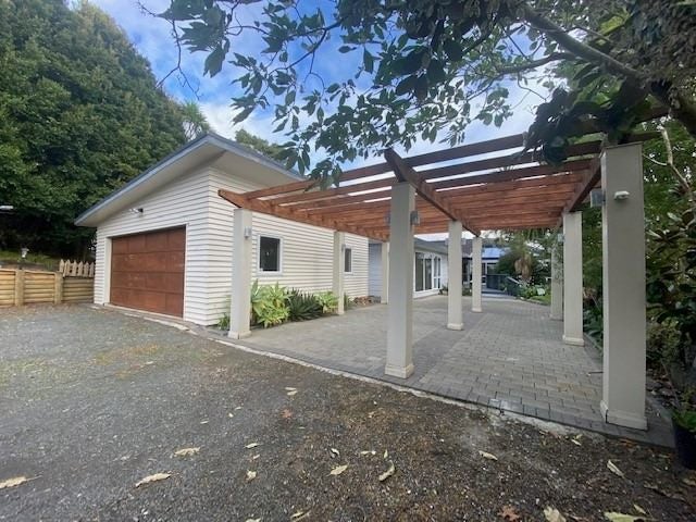 87 Point View Drive, East Tamaki Heights, Auckland - Carousel 2