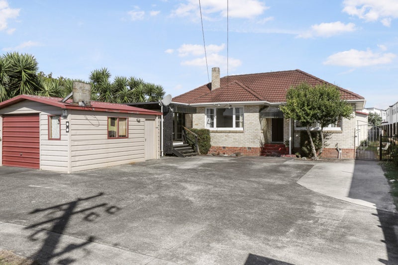 7 Cornwall Road, Mangere, Auckland - Carousel 1