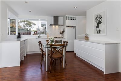188 Grimseys Road, Redwood, Christchurch - Carousel 2
