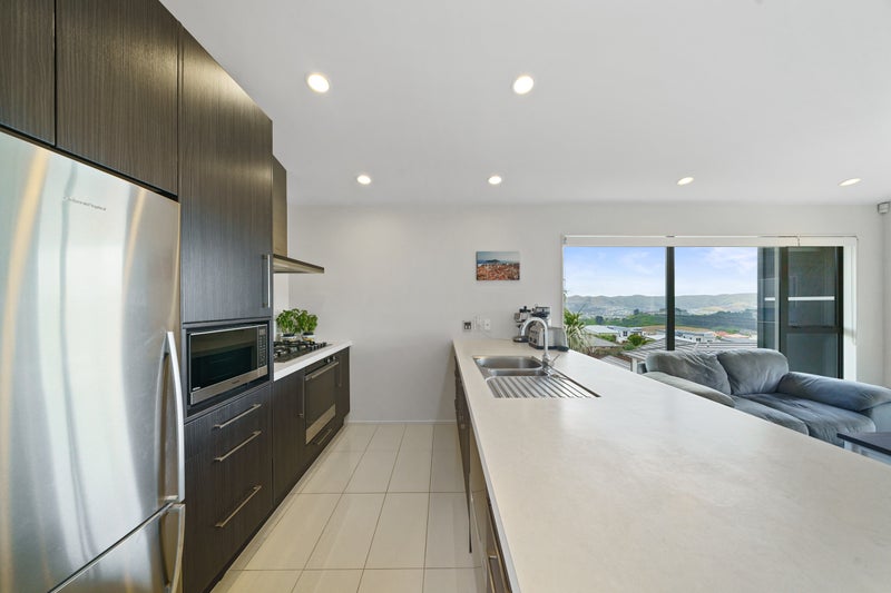 65 Woodridge Drive, Woodridge, Wellington - Carousel 2