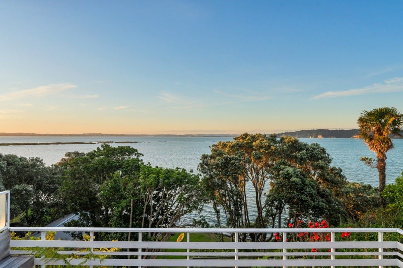 6 Rawene Avenue, Westmere, Auckland - Carousel 1