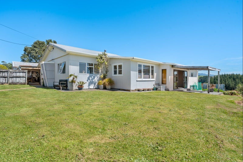 38 Atkinson Road, Hurworth, New Plymouth - Carousel 1