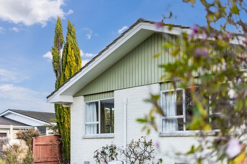 1/13 Roband Crescent, Brown Owl, Upper Hutt - Carousel 21