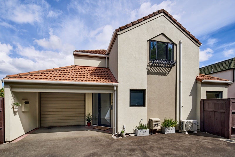 2/139 Knights Road, Hutt Central, Lower Hutt - Carousel 22