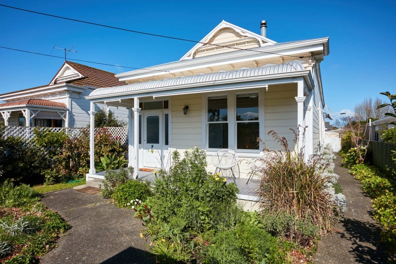 100 Ormond Road, Whataupoko, Gisborne - Carousel 2