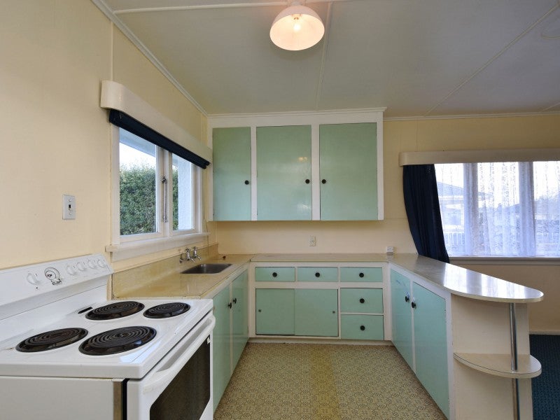 9 Highfield Terrace, Newfield, Invercargill - Carousel 2