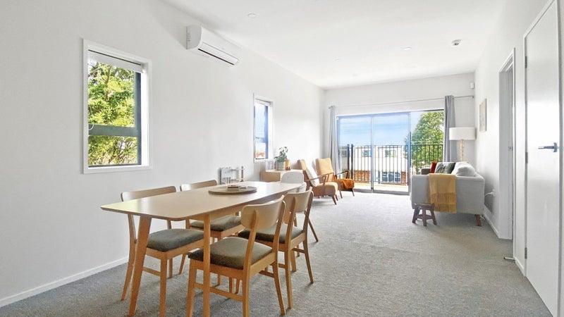 15 Whakarato Way, Takanini, Auckland - Carousel 2