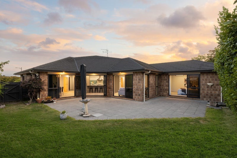 64 Te Huia Drive, Flagstaff, Hamilton - Carousel 2