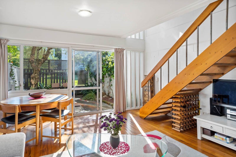 7/79 Beresford Street West, Freemans Bay, Auckland - Carousel 1