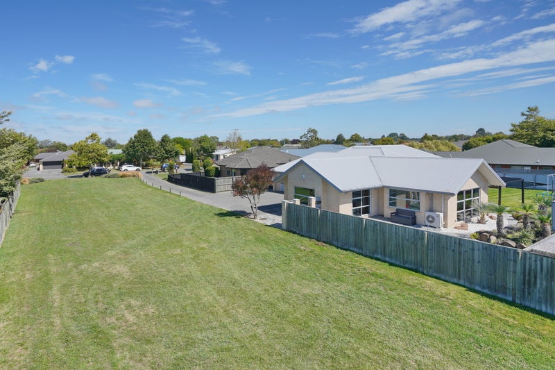 36 Coolspring Way, Redwood, Christchurch - Carousel 33