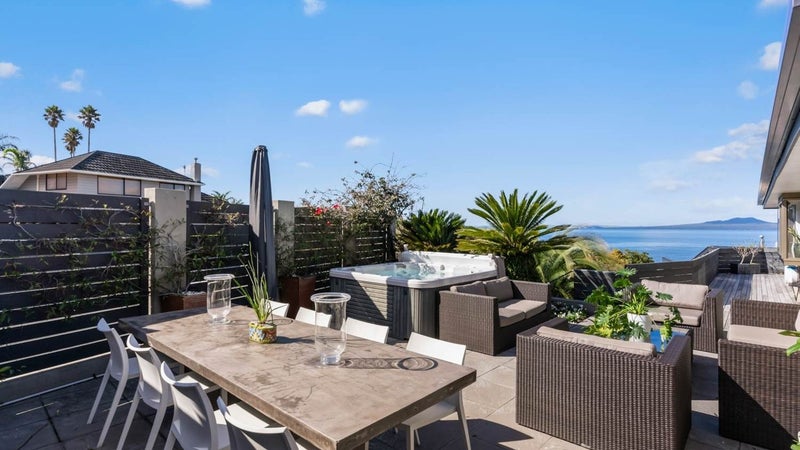 1/27 Churchill Road, Murrays Bay, Auckland - Carousel 1