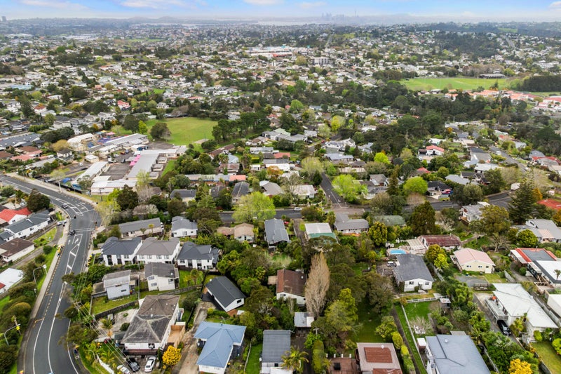 4/42 Manuka Road, Glenfield, Auckland - Carousel 27