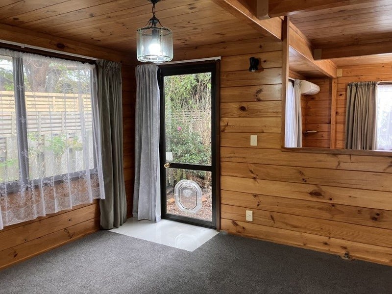 7A Charleston Avenue, Boulcott, Lower Hutt - Carousel 2