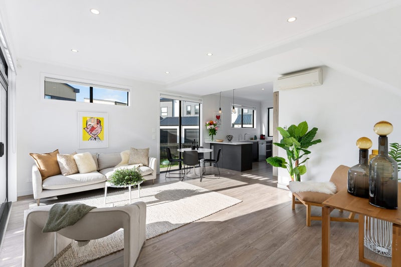 7 Frank Gill Road, Hobsonville, Auckland - Carousel 2