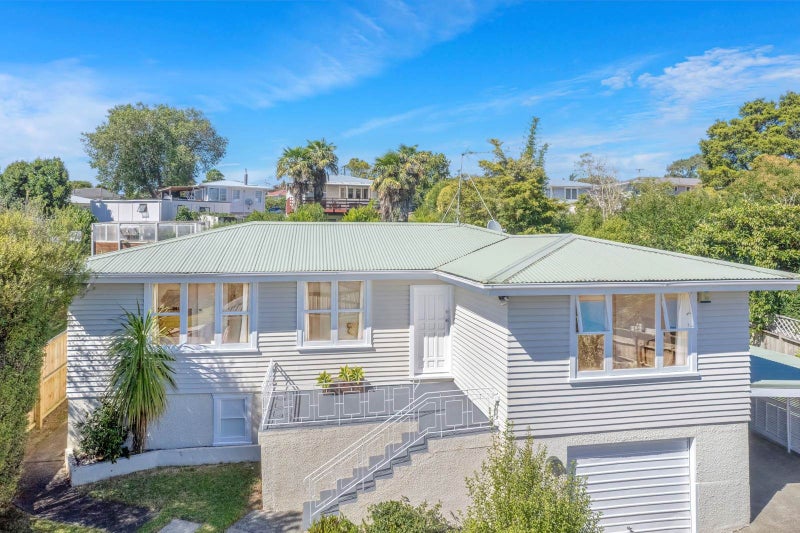 81 Dundale Avenue, Blockhouse Bay, Auckland - Carousel 1