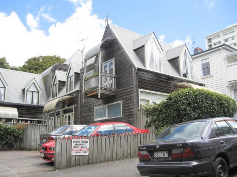 1/1 Cottleville Terrace, Thorndon, Wellington - Carousel 21