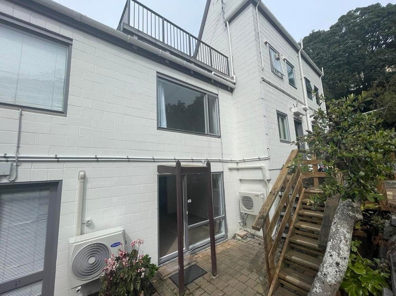 28O Bidwill Street, Mount Cook, Wellington - Carousel 1