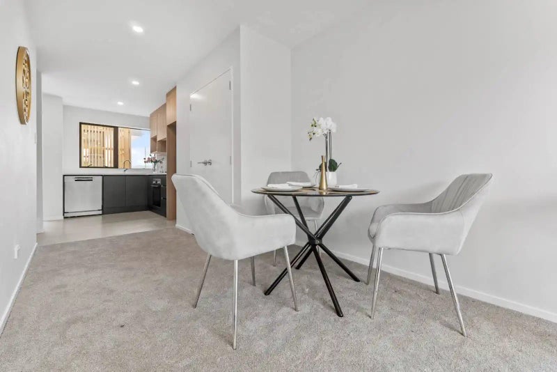 9/267 Great North Road, Henderson, Auckland - Carousel 2