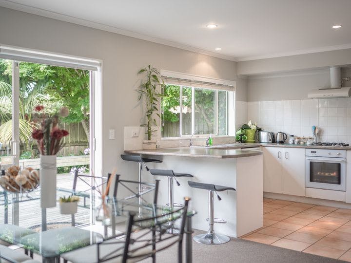 1/4 Ballycullanie Place, Dannemora, Auckland - Carousel 1