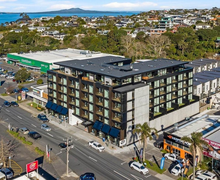 404/32 Anzac Road, Browns Bay, Auckland - Carousel 12