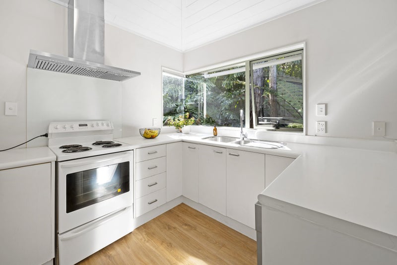 2/15 Contessa Drive, Glenfield, Auckland - Carousel 2