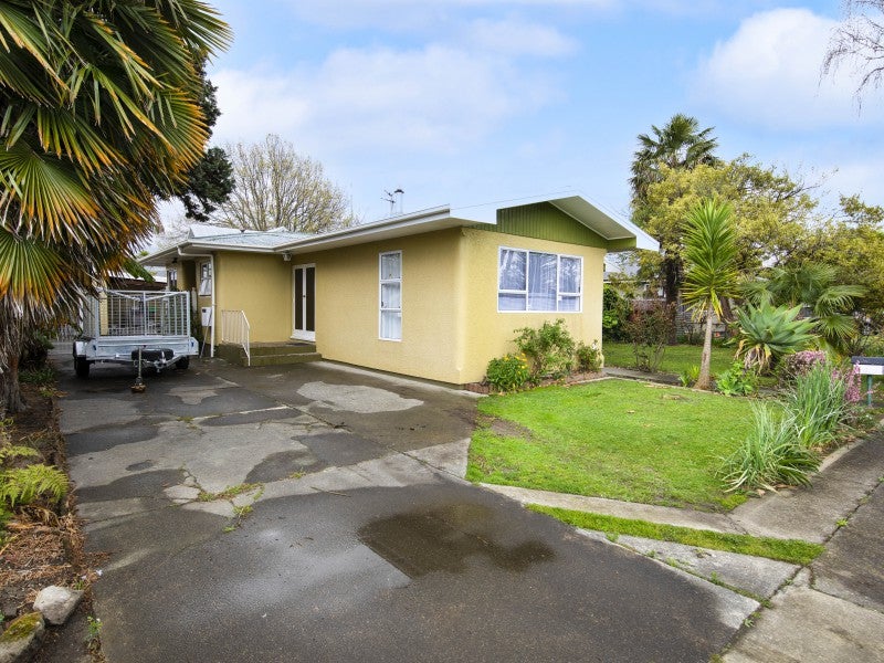 3 Barton Avenue, Marewa, Napier - Carousel 1