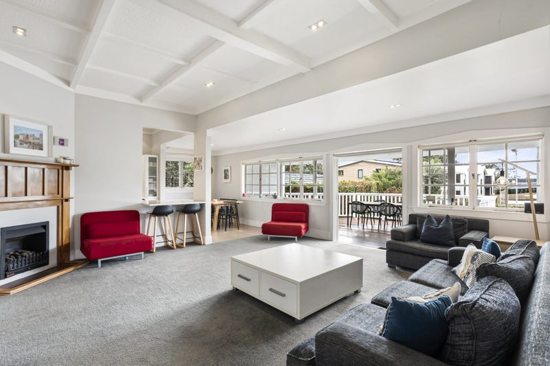 35 Springleigh Avenue, Mount Albert, Auckland - Carousel 2