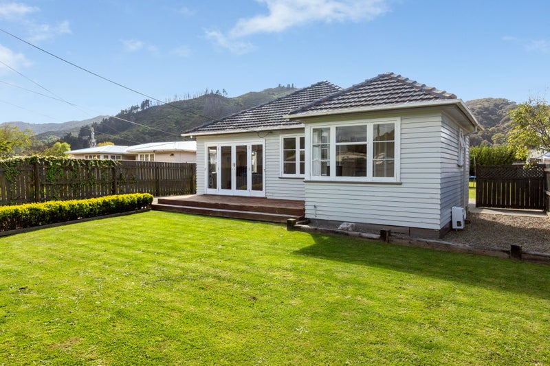 80 Hyde Street, Wainuiomata, Lower Hutt - Carousel 22