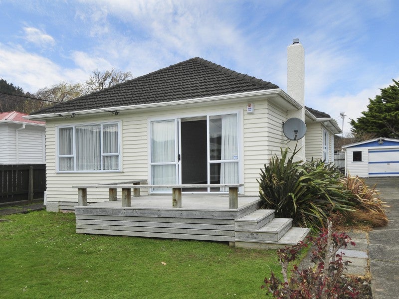 13 Dunn Street, Wainuiomata, Lower Hutt - Carousel 2