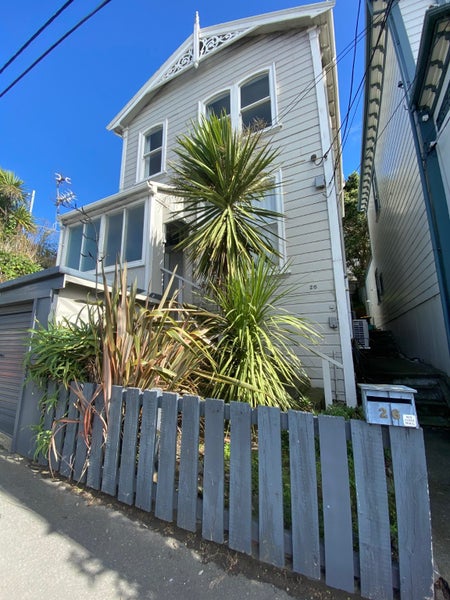 26 Russell Terrace, Newtown, Wellington - Carousel 10