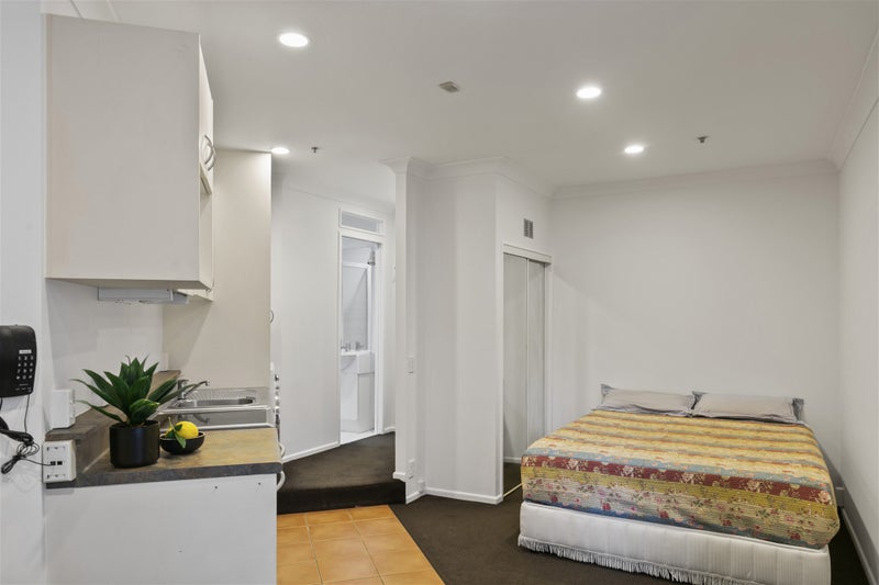 1A/120 The Terrace, Wellington Central, Wellington - Carousel 2