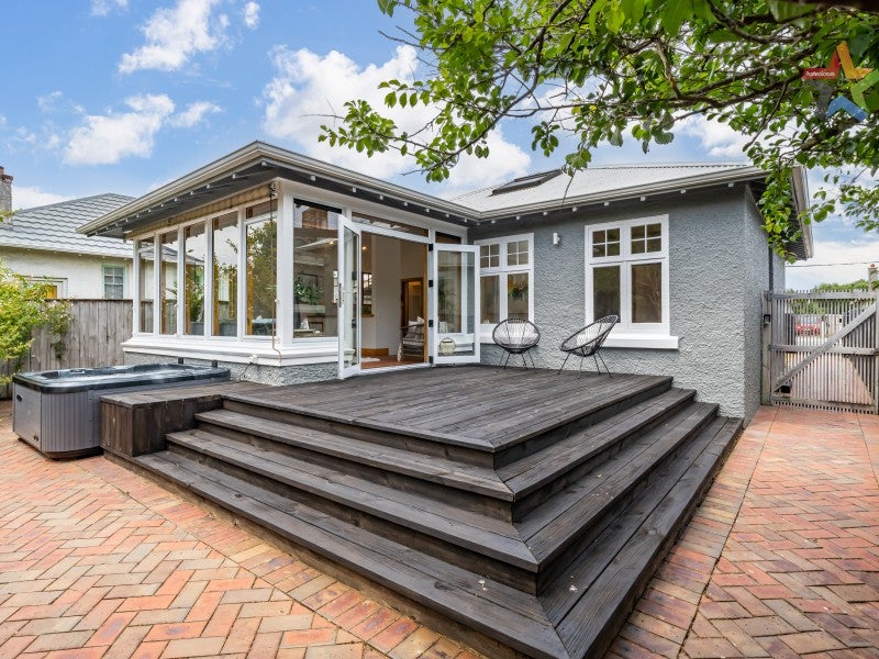 63 Adelaide Street, Petone, Lower Hutt - Carousel 1