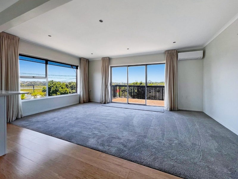 1/70 Beresford Street, Bayswater, Auckland - Carousel 2