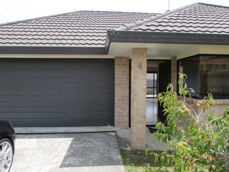 4/8 Crewe Close, Albany, Auckland - Carousel 2