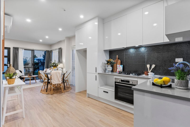 2/80 Ruawai Road, Mount Wellington, Auckland - Carousel 2