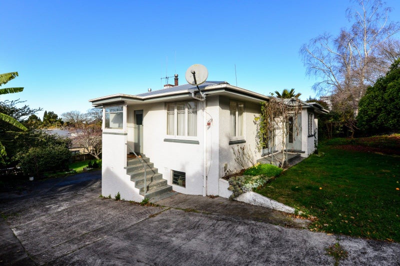 97 Pembroke Street, Hamilton Lake, Hamilton - Carousel 2