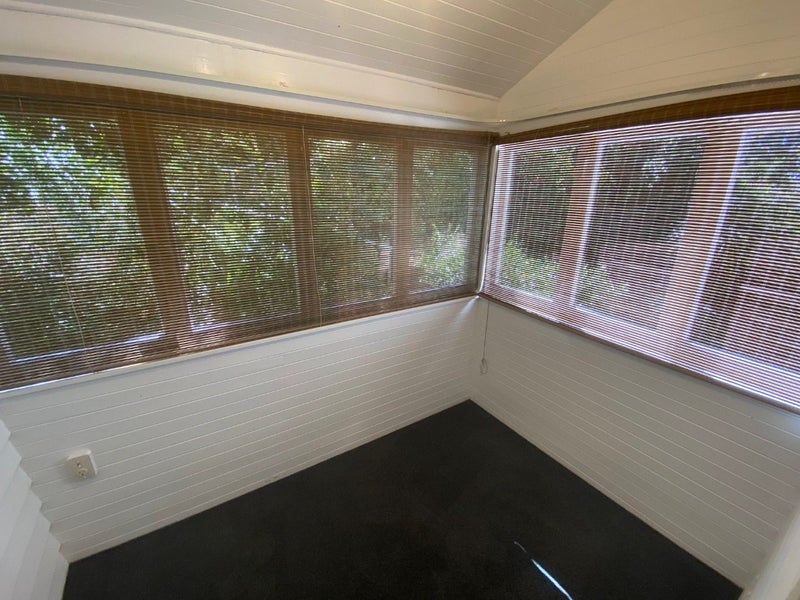 27 Mariri Road, Kelburn, Wellington - Carousel 11