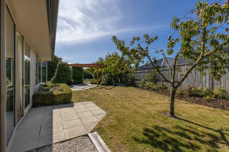 9 Park Drive, Richmond - Carousel 2