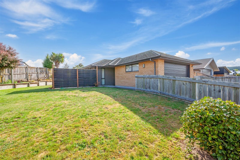 18 Victoria Street, Richmond Heights, Taupo - Carousel 1