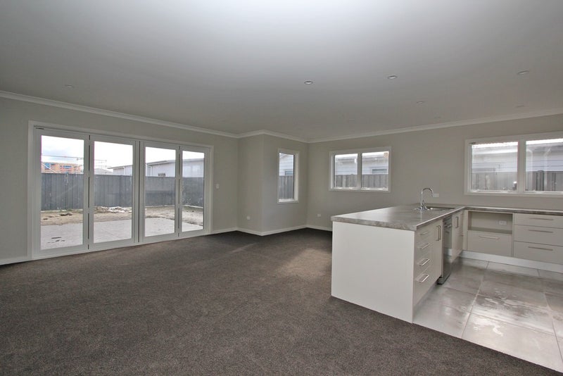 9 Ruakituri Place, Te Awa, Napier - Carousel 1