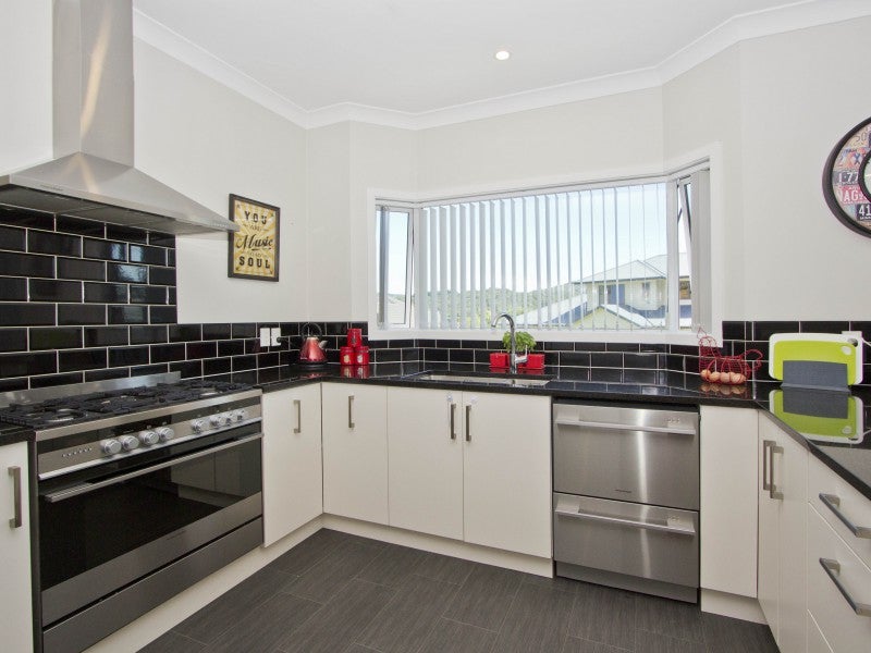 58 Nelson Crescent, Wainuiomata, Lower Hutt - Carousel 2