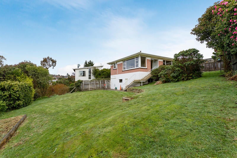 26 Pioneer Crescent, Helensburgh, Dunedin - Carousel 16