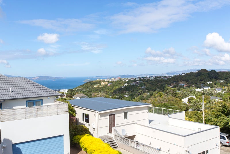 3/9 Saint Elizabeth Heights, Normandale, Lower Hutt - Carousel 20