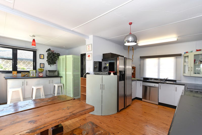 7 Rui Street, Tahunanui, Nelson - Carousel 2