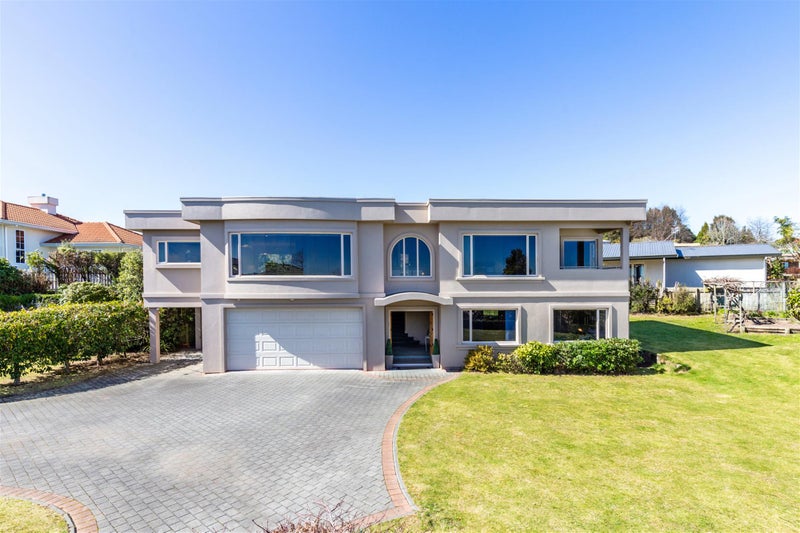 7 Fairview Terrace, Waipahihi, Taupo - Carousel 1