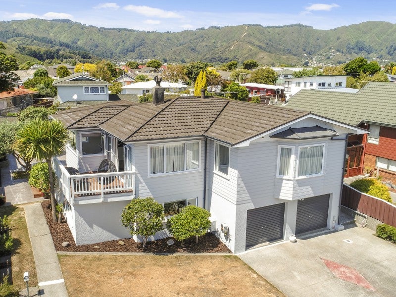 9 Earlston Grove, Avalon, Lower Hutt - Carousel 1