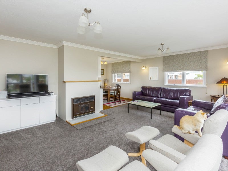 22 Joseph Grove, Elderslea, Upper Hutt - Carousel 2