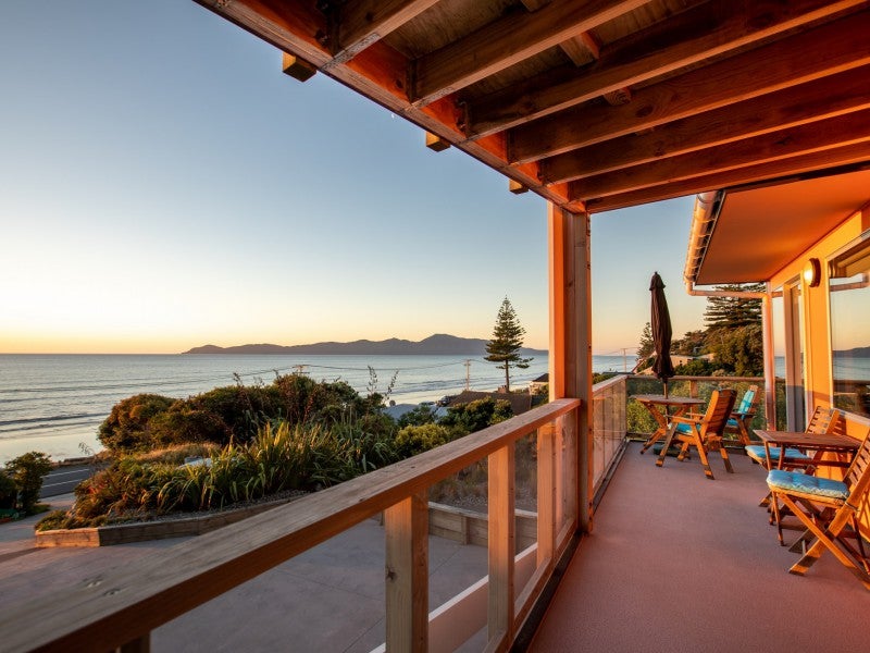 15 The Esplanade, Raumati South, Paraparaumu - Carousel 2