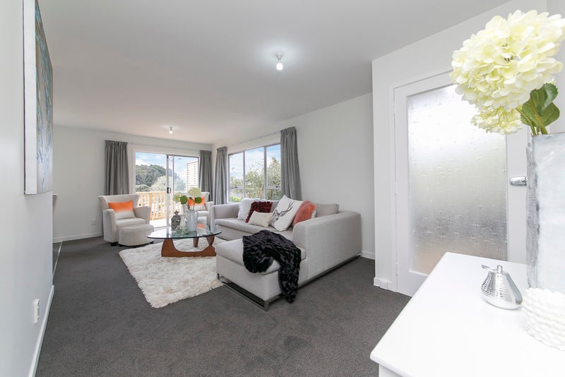 7 Huruhuru Road, Massey, Auckland - Carousel 2